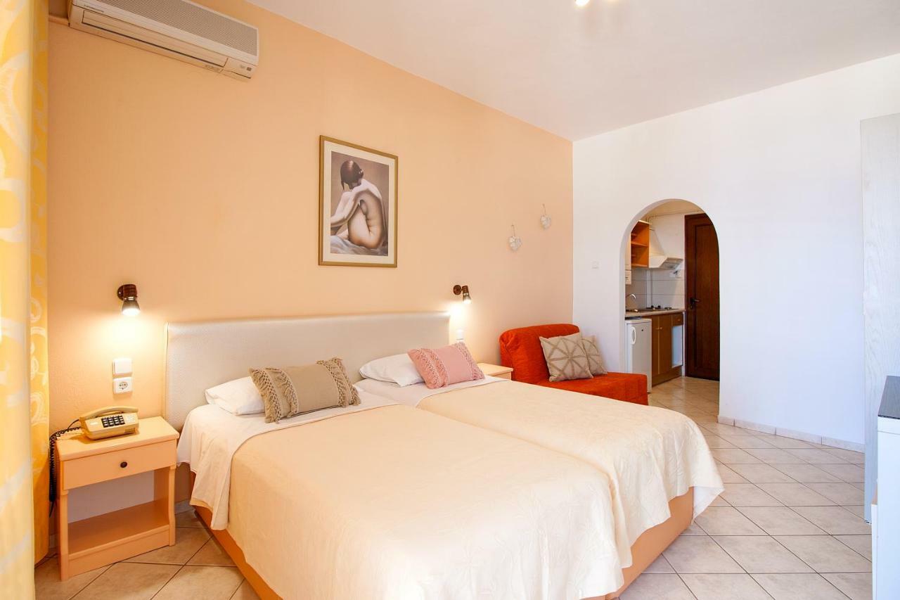 Hotel Rea Megali Ammos  Zewnętrze zdjęcie